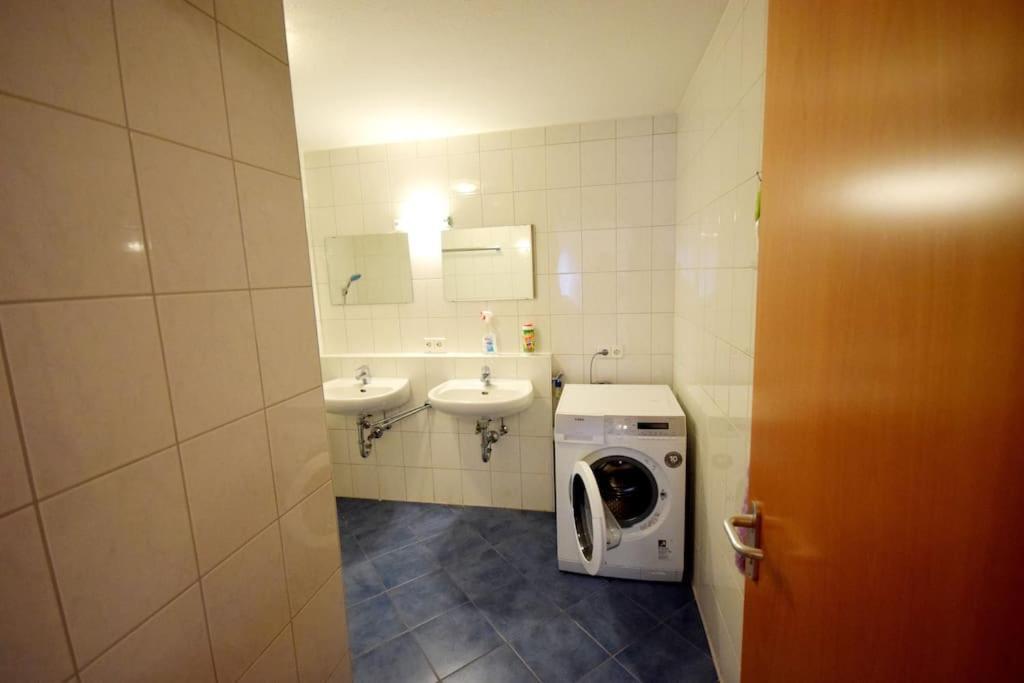 Nestwerk Raumwunder K9-13 - Aufzug, Viel Platz & Am Wieland-Park Biberach an der Riß Kültér fotó